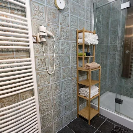 Luxury With Sauna And Jacuzzi Apartament *