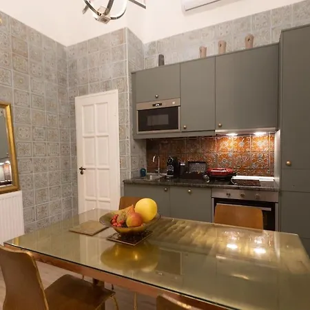 Apartament Luxury With Sauna And Jacuzzi *